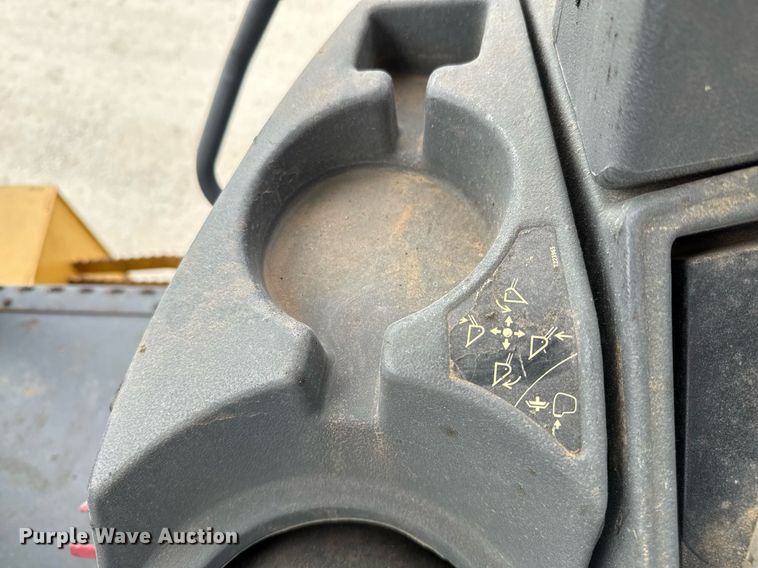 image for item EJ3120 2010 John Deere 310J backhoe