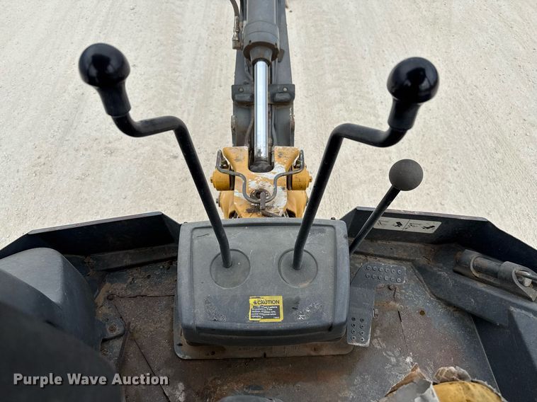 image for item EJ3120 2010 John Deere 310J backhoe