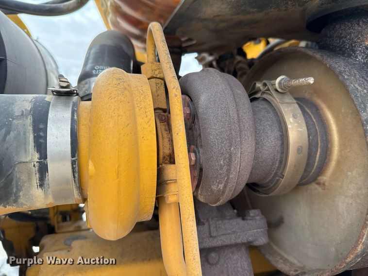 image for item EJ3120 2010 John Deere 310J backhoe