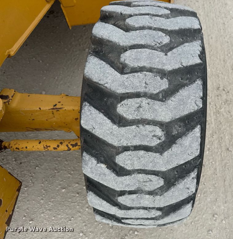 image for item EJ3120 2010 John Deere 310J backhoe