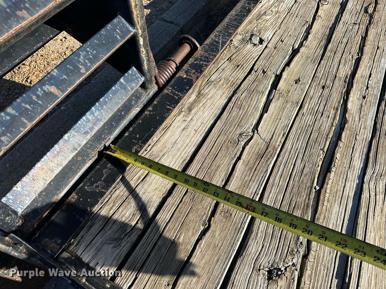 image for item EJ4990 2007 Tem-Trail  equipment trailer