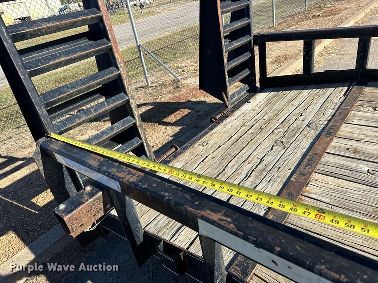 image for item EJ4990 2007 Tem-Trail  equipment trailer