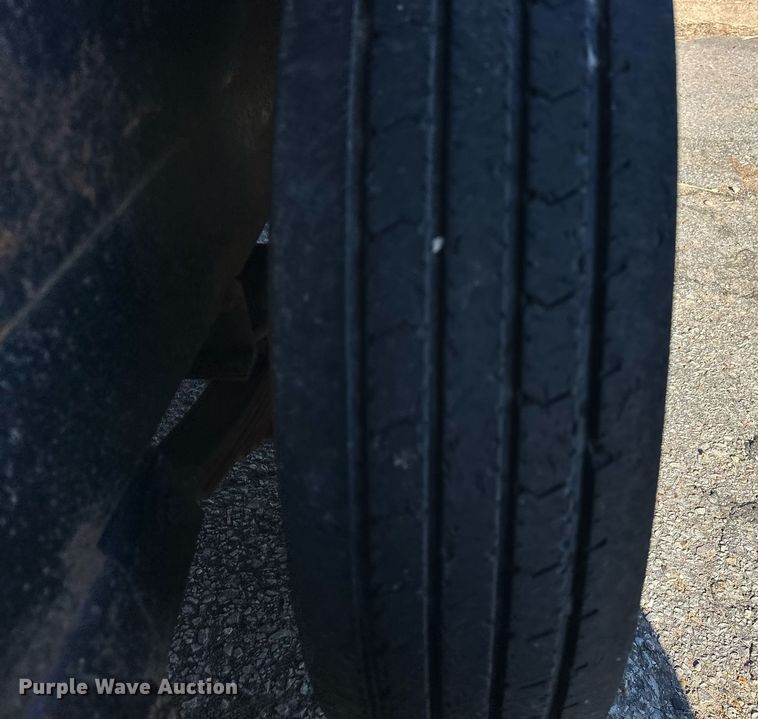 image for item EJ4990 2007 Tem-Trail  equipment trailer