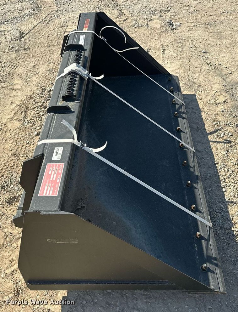 image for item EJ5035 2021 Arrow 2306605BUN skid steer bucket