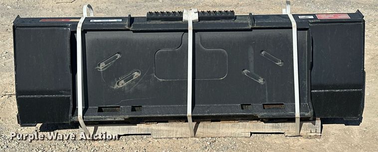 image for item EJ5035 2021 Arrow 2306605BUN skid steer bucket