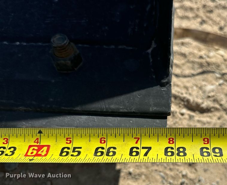 image for item EJ5035 2021 Arrow 2306605BUN skid steer bucket