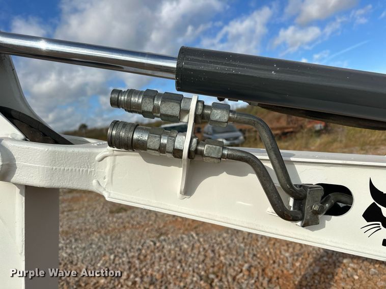 image for item EJ5043 2014 Bobcat  324M mini excavator