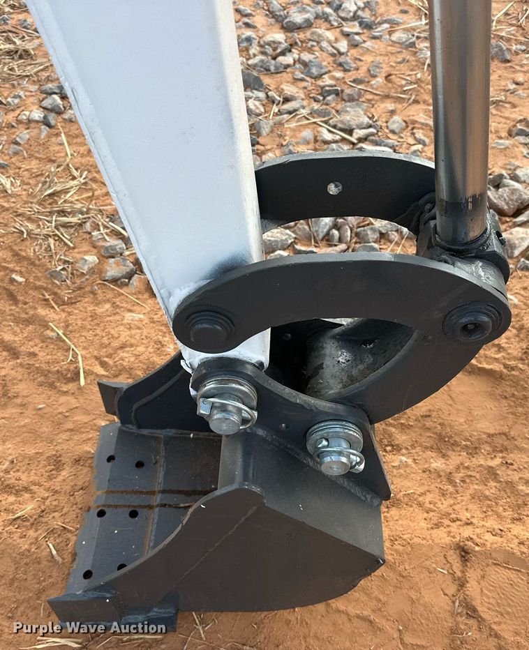 image for item EJ5043 2014 Bobcat  324M mini excavator