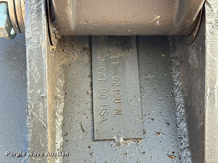 image for item EJ5043 2014 Bobcat  324M mini excavator