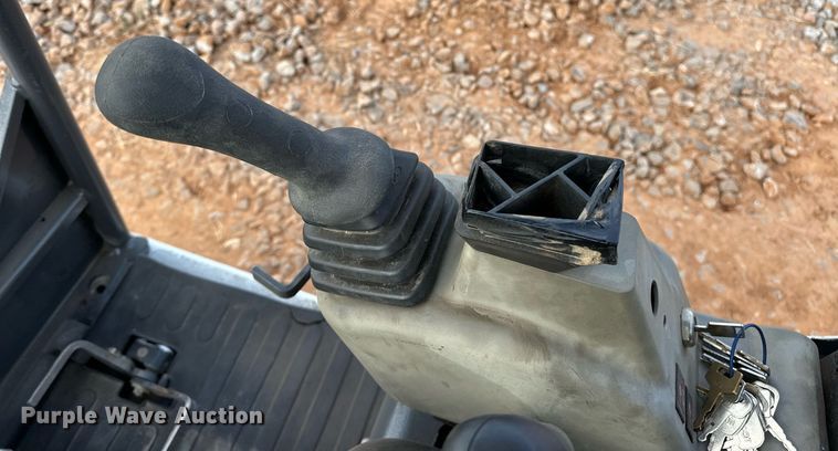 image for item EJ5043 2014 Bobcat  324M mini excavator