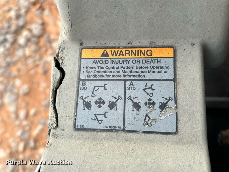 image for item EJ5043 2014 Bobcat  324M mini excavator