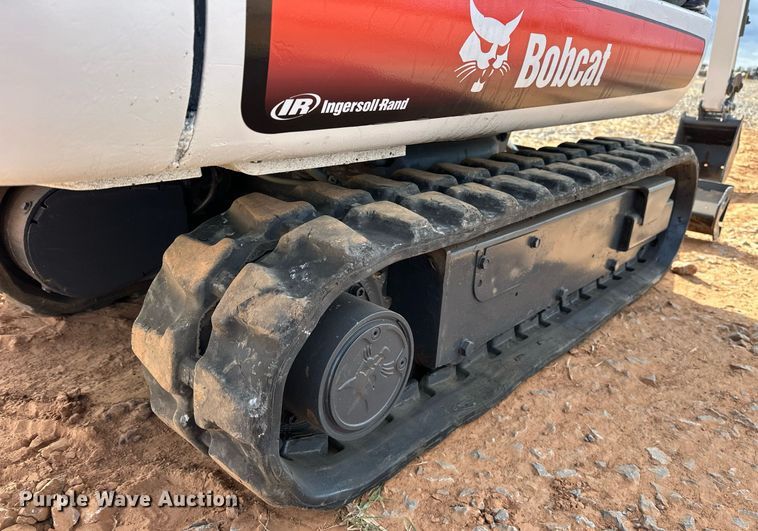 image for item EJ5043 2014 Bobcat  324M mini excavator