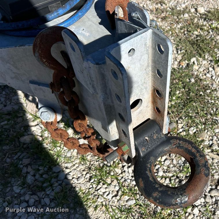 image for item EK3484 2014 Energy Absorption Systems Valtir VTQ-TL3 arrow board trailer