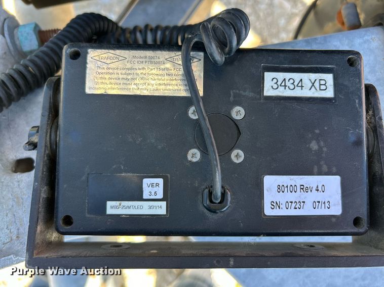 image for item EK3484 2014 Energy Absorption Systems Valtir VTQ-TL3 arrow board trailer