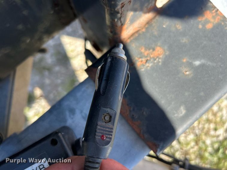 image for item EK3484 2014 Energy Absorption Systems Valtir VTQ-TL3 arrow board trailer