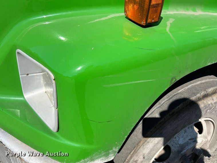 image for item EK3597 2003 Freightliner FL70  flatbed truck