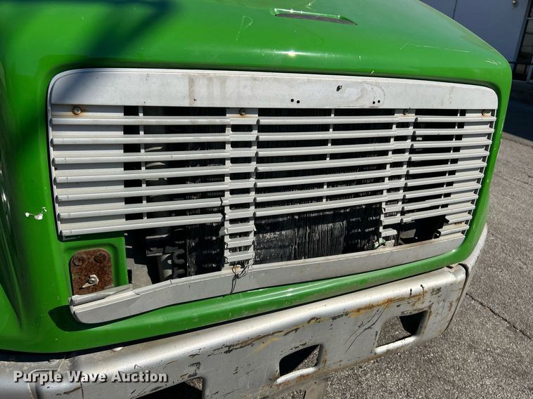 image for item EK3597 2003 Freightliner FL70  flatbed truck