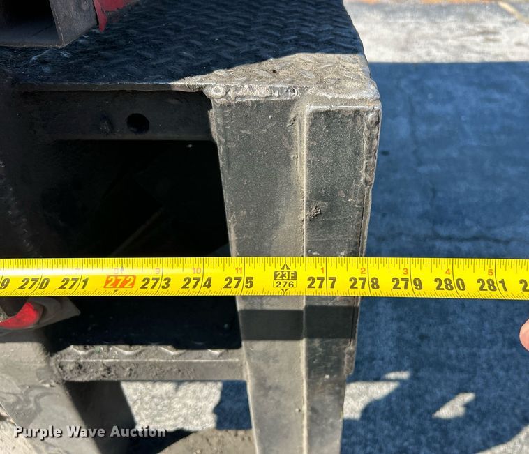 image for item EK3597 2003 Freightliner FL70  flatbed truck