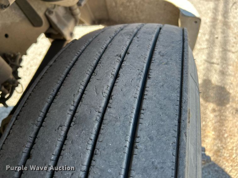 image for item EK3597 2003 Freightliner FL70  flatbed truck