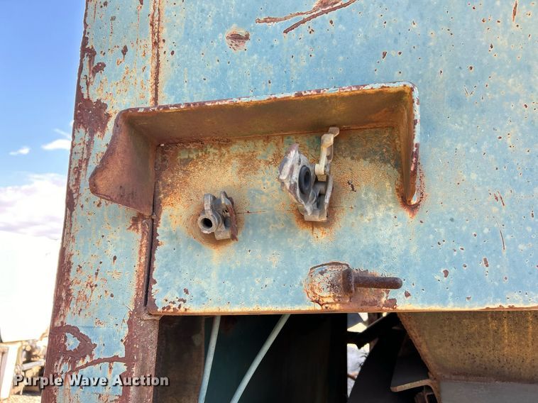 image for item EK3599 Powerscreen Turbo Cheiftain  screening plant