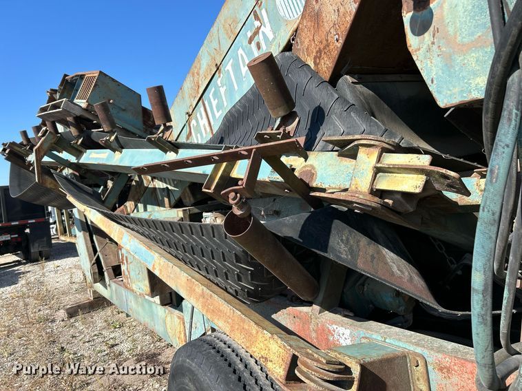 image for item EK3599 Powerscreen Turbo Cheiftain  screening plant