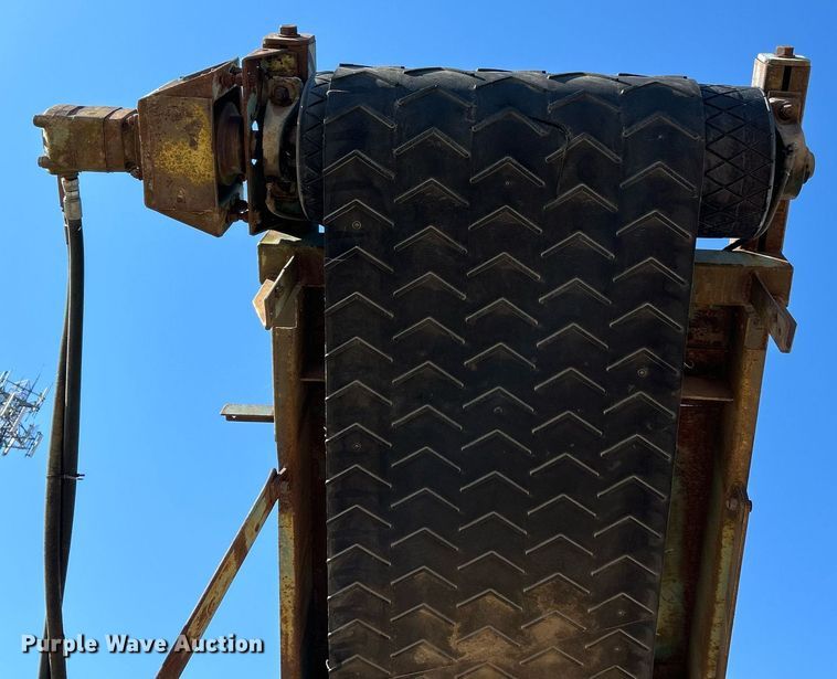 image for item EK3599 Powerscreen Turbo Cheiftain  screening plant