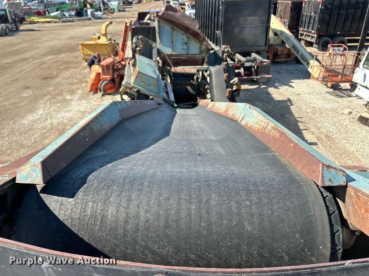 image for item EK3599 Powerscreen Turbo Cheiftain  screening plant