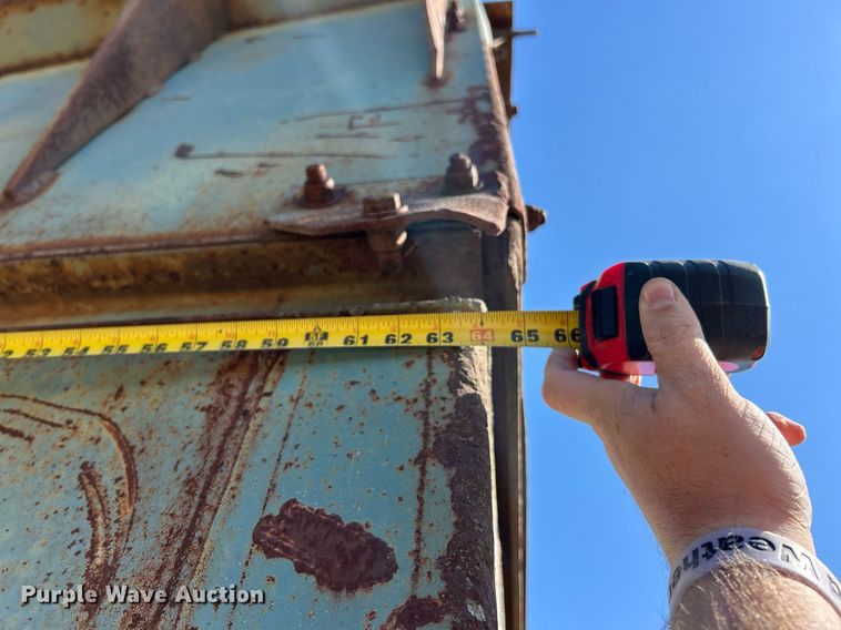 image for item EK3599 Powerscreen Turbo Cheiftain  screening plant