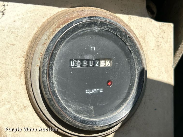 image for item EK3599 Powerscreen Turbo Cheiftain  screening plant