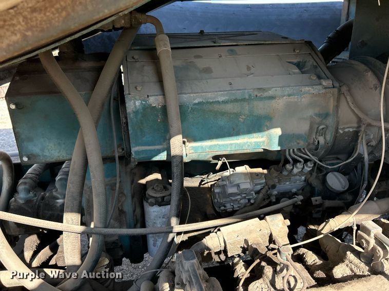 image for item EK3599 Powerscreen Turbo Cheiftain  screening plant