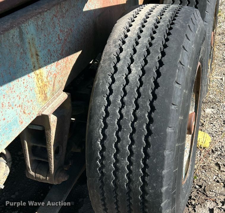 image for item EK3599 Powerscreen Turbo Cheiftain  screening plant