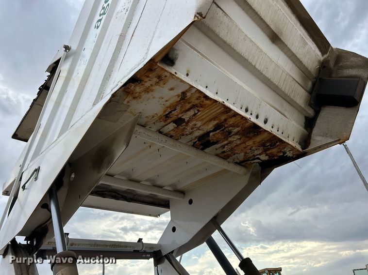 image for item EK3601 2008 Allianz 3000 street sweeper