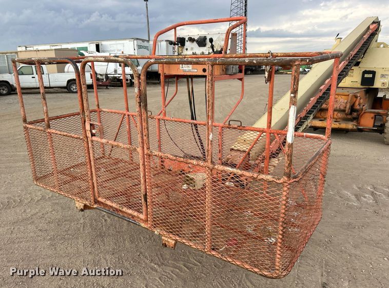 image for item EK3604 1997 JLG 80HX boom lift