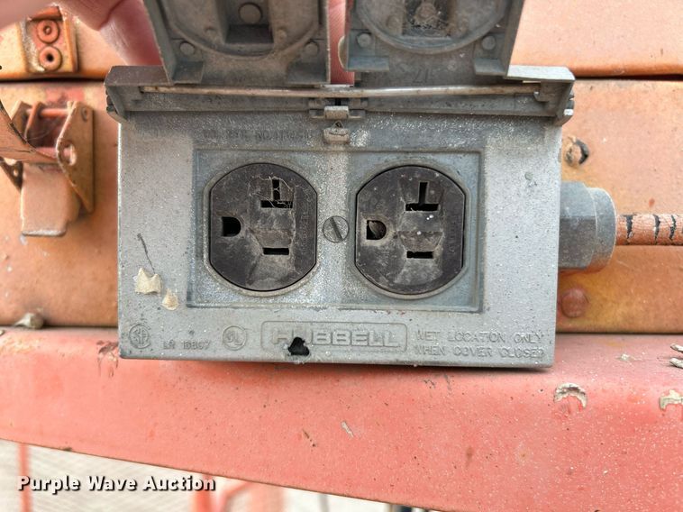 image for item EK3604 1997 JLG 80HX boom lift