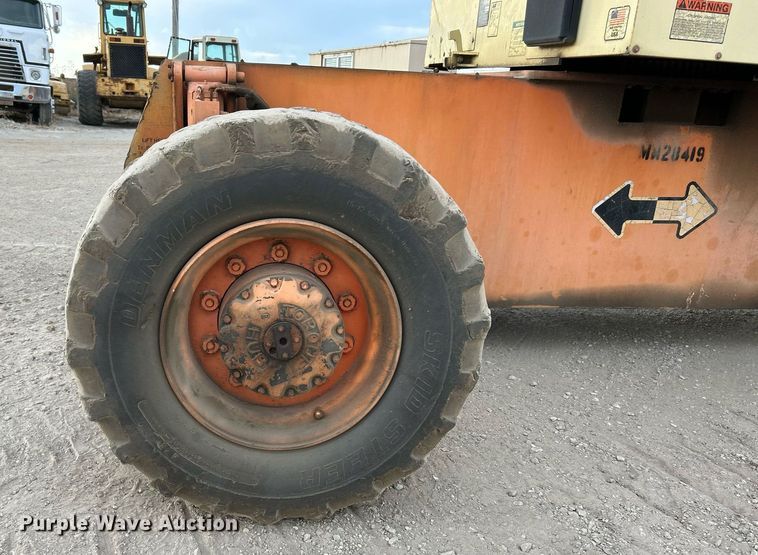 image for item EK3604 1997 JLG 80HX boom lift