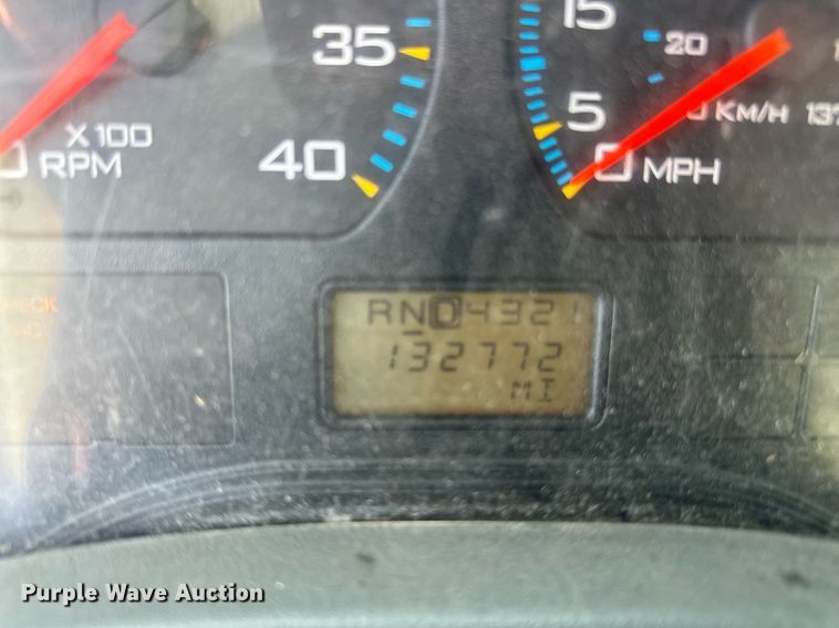 image for item EN2528 2005 International 4300 bucket truck