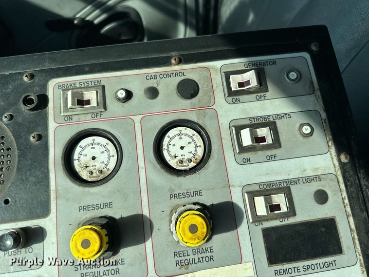 image for item EN2528 2005 International 4300 bucket truck