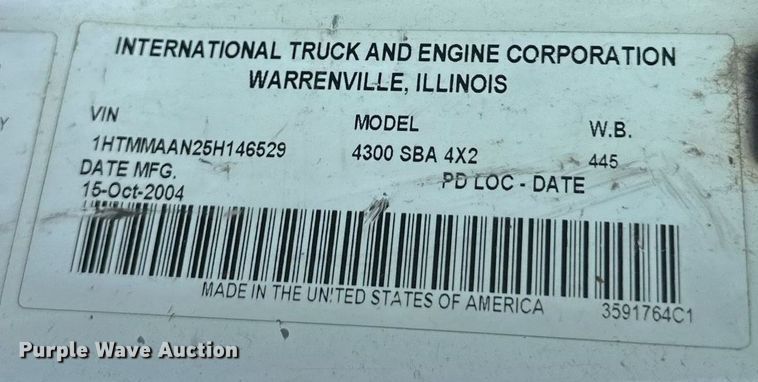 image for item EN2528 2005 International 4300 bucket truck