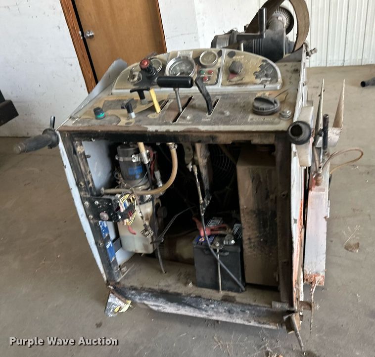 image for item EN2538 Norton C4426SD concrete saw