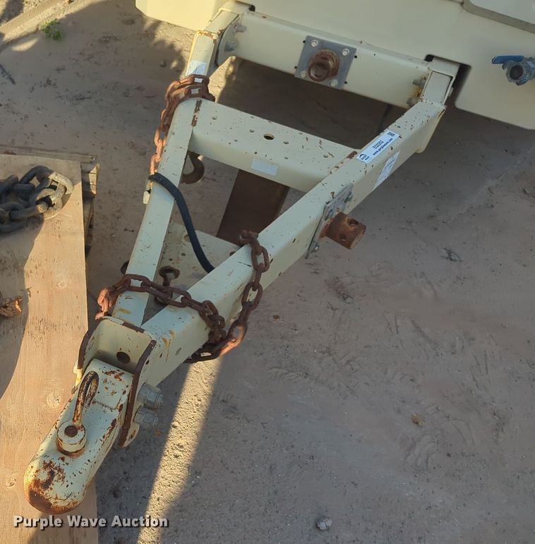 image for item EQ2262 2008 Doosan P185WJD air compressor