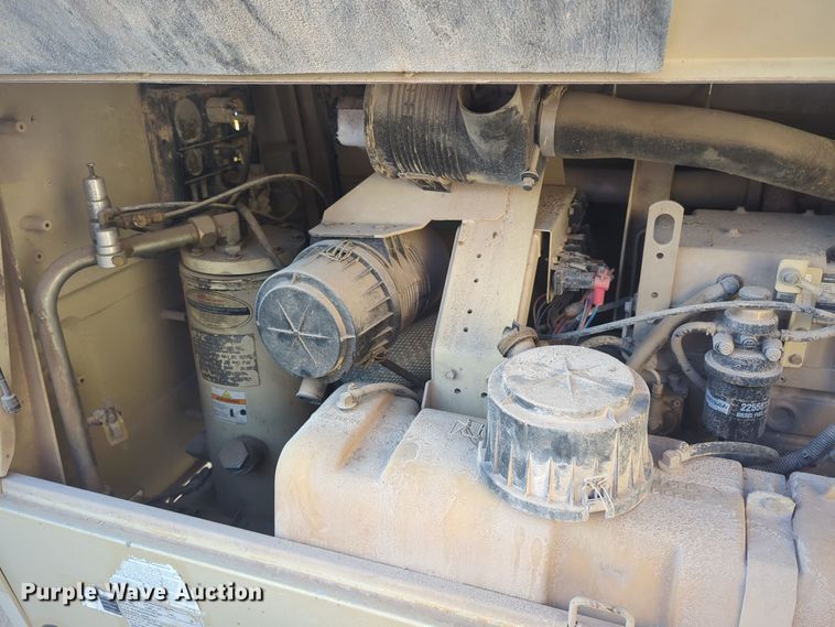 image for item EQ2262 2008 Doosan P185WJD air compressor