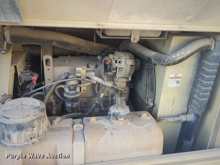 image for item EQ2262 2008 Doosan P185WJD air compressor