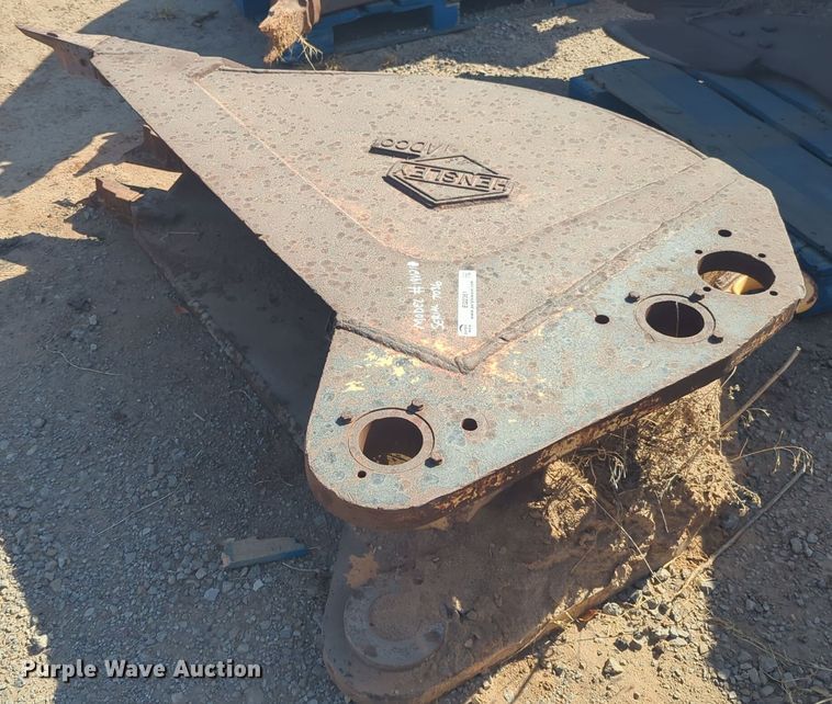 image for item EQ2361 Hensley v-bottom excavator bucket