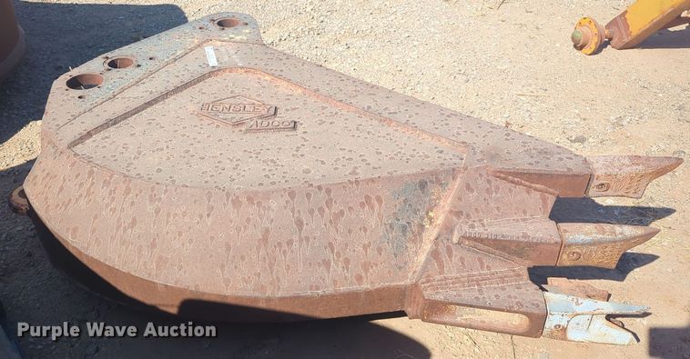 image for item EQ2361 Hensley v-bottom excavator bucket