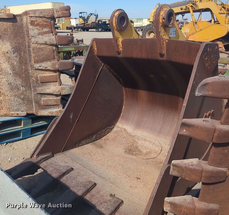 image for item EQ2366 SEC excavator bucket