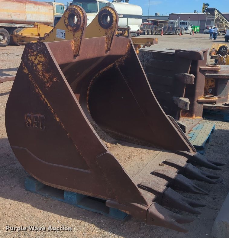 image for item EQ2366 SEC excavator bucket