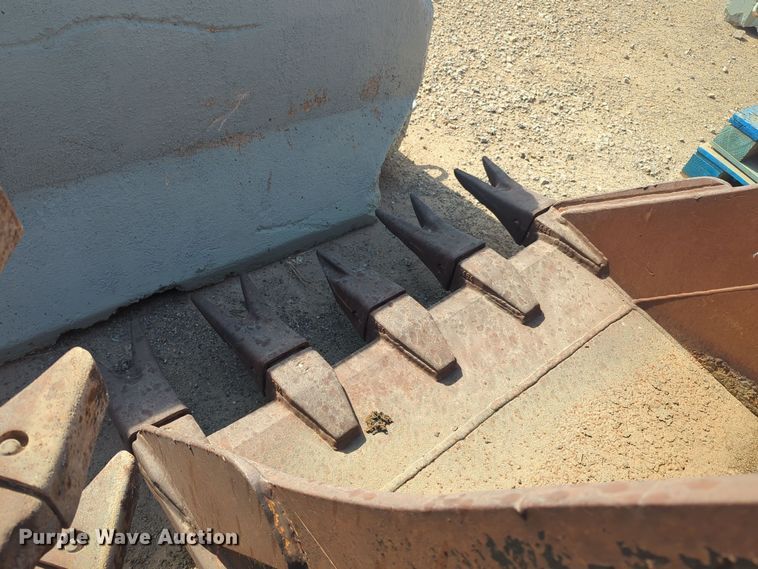 image for item EQ2366 SEC excavator bucket