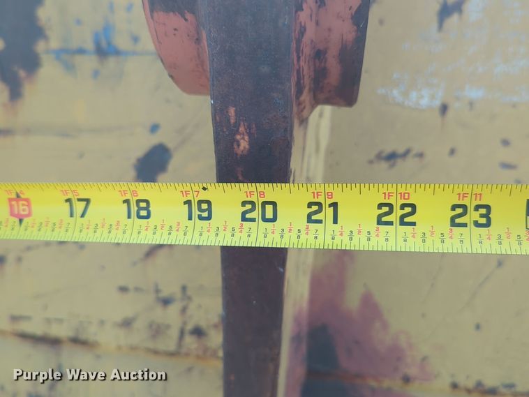 image for item EQ2366 SEC excavator bucket