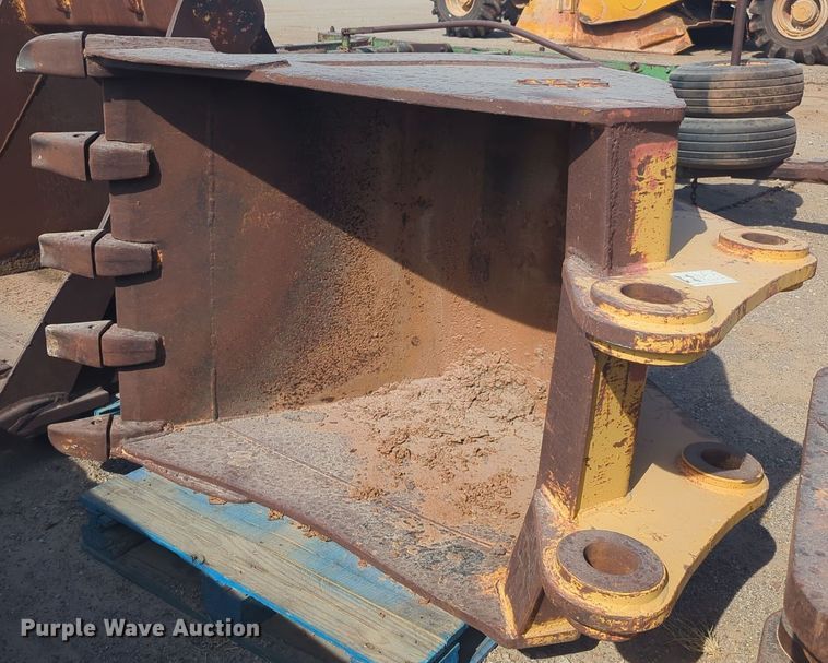 image for item EQ2367 SEC excavator bucket