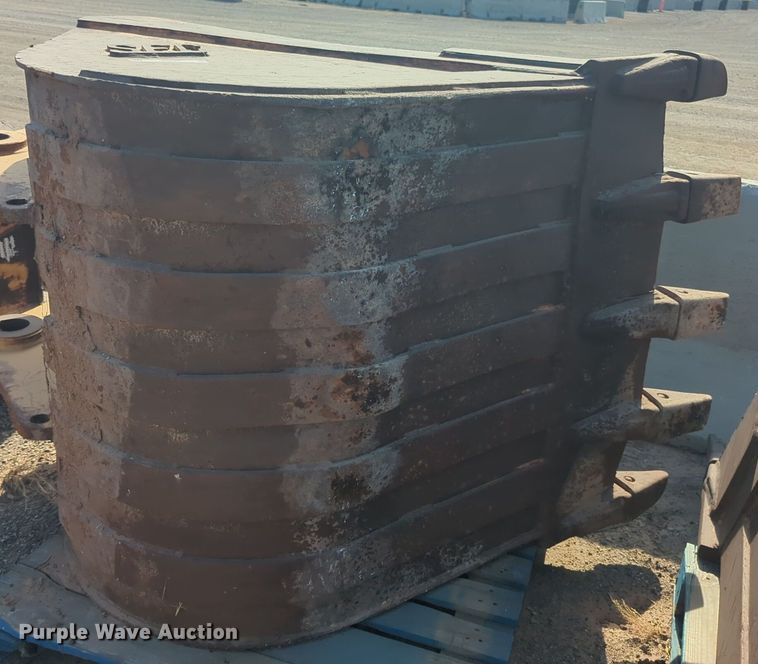 image for item EQ2367 SEC excavator bucket
